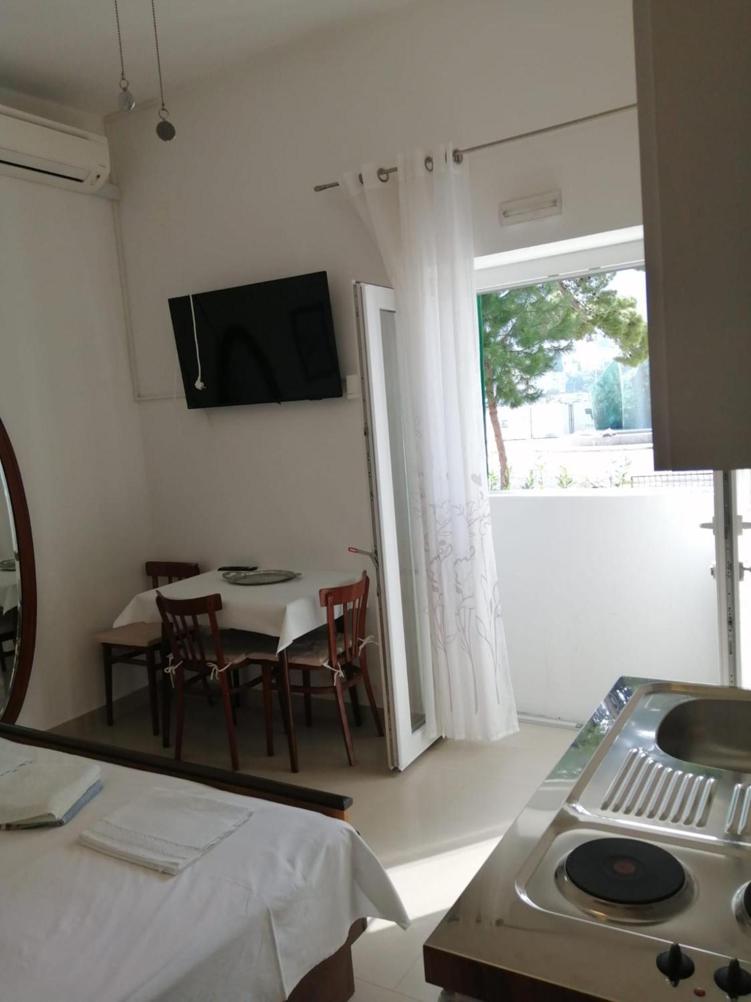 Omis Apartment On The Beach Dış mekan fotoğraf