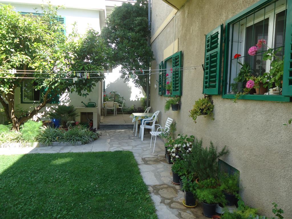 Omis Apartment On The Beach Dış mekan fotoğraf