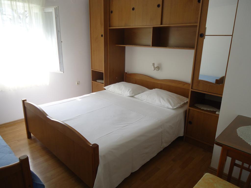 Omis Apartment On The Beach Dış mekan fotoğraf